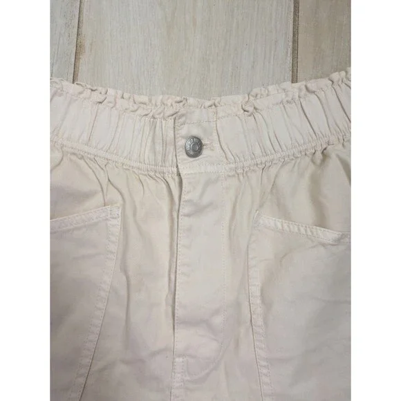 Madewell Denim Pull-On Paperbag Utility Shorts: Garment-Dyed Edition Size 24 - Picture 5 of 9
